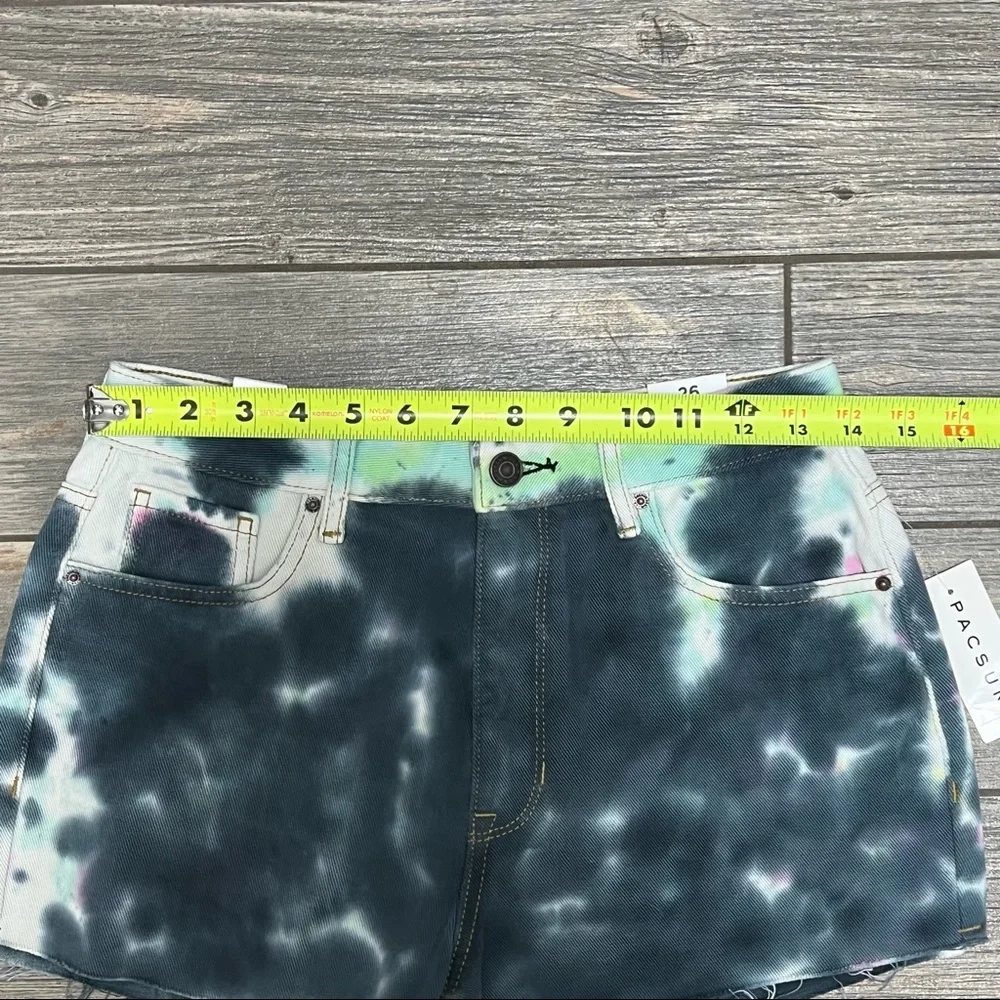 NWT Pacsun Tie Dye High Waisted Denim  Festival Shorts Size 26 Colorful Jeans - Picture 8 of 15